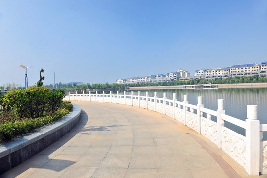 橋面護(hù)欄 欄桿 湖畔風(fēng)景