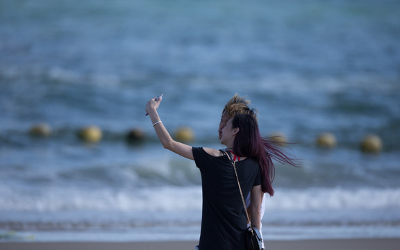 自拍的女人 美女