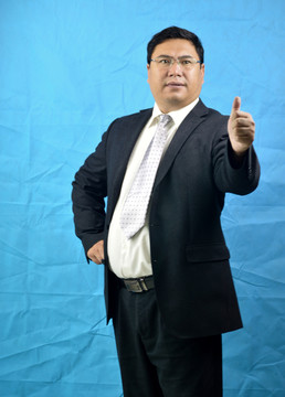 男人肖像