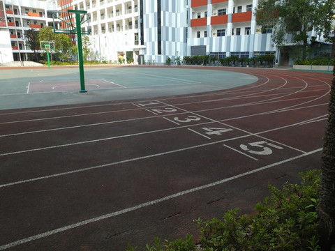 塑膠跑道