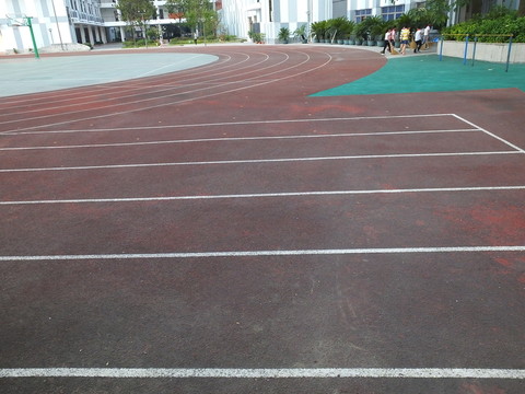 塑膠跑道