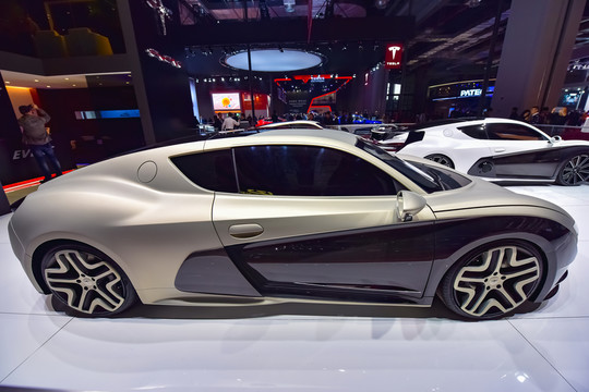 小汽車