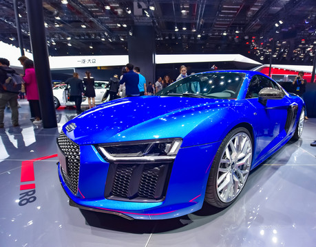 小汽車