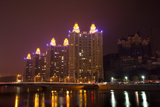 大連星海國(guó)寶夜景