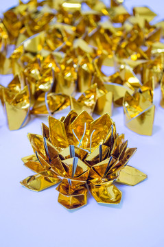 折紙金蓮