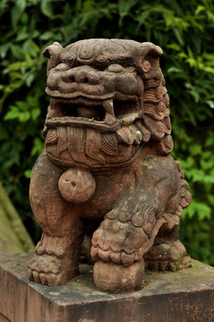 石獅鎮(zhèn)宅辟邪