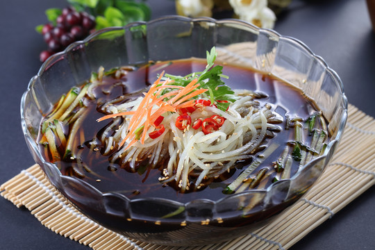撈汁土豆絲