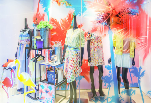 服裝專賣店櫥窗