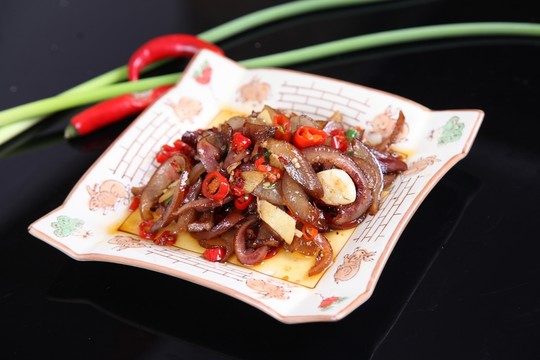 小炒臘豬耳