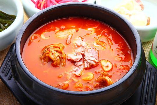 金槍魚(yú)泡菜湯