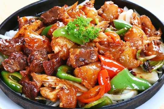 鐵板牛筋肉