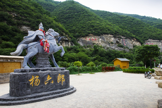 陜西銅川市金鎖關(guān)揚六郎雕塑
