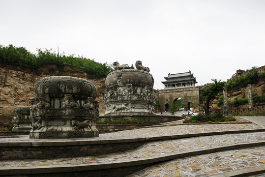 陕西绥德县石魂广场