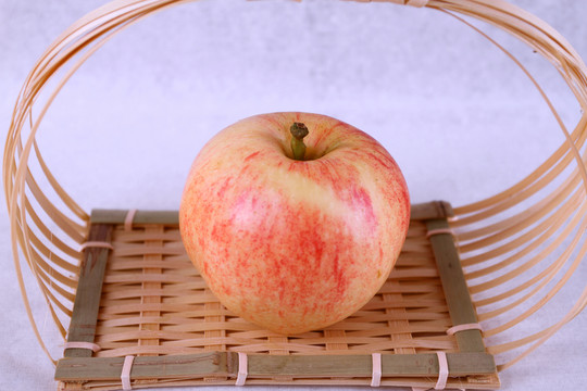 蘋(píng)果