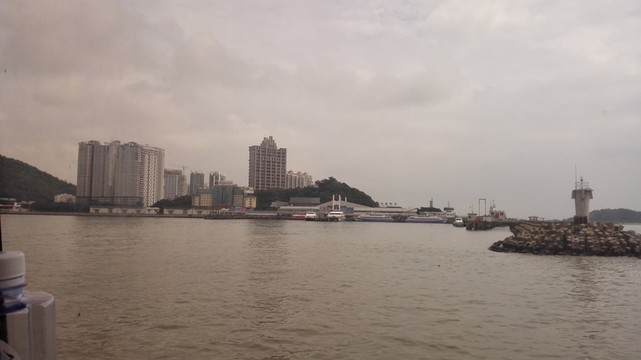 珠海九州港碼頭剪影