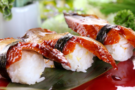 鰻魚壽司