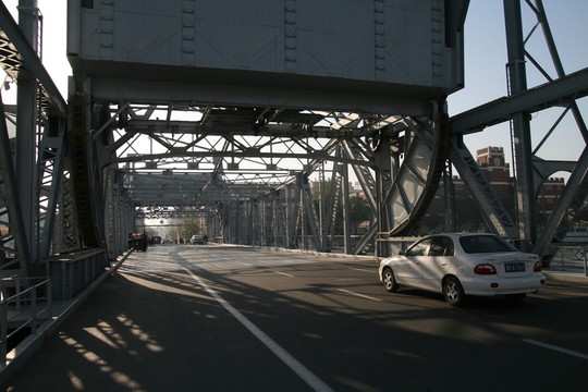 鐵橋