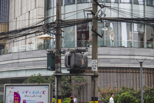 變壓器