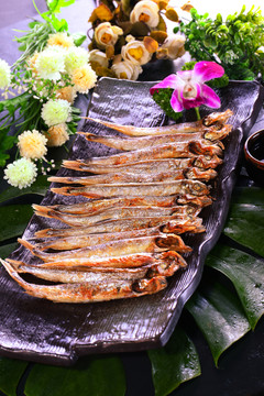 烤多春魚