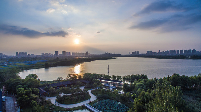 美麗的金銀湖濕地公園