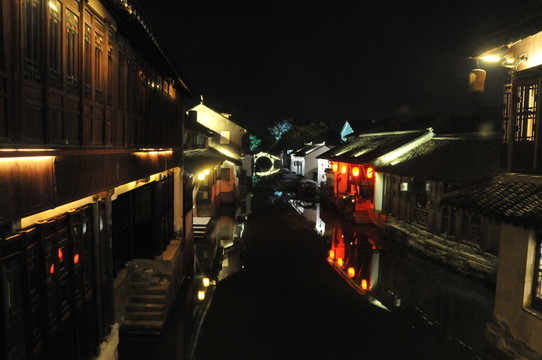 周莊古鎮(zhèn)夜景