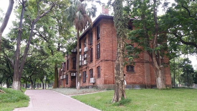 中山大學(xué)校園