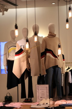 服裝展示