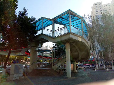 天橋