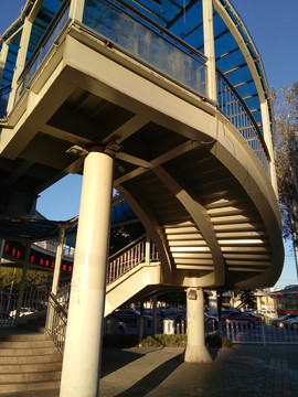 天橋