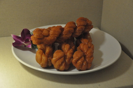 麻花模型