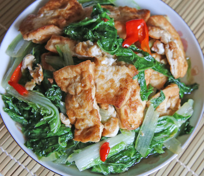 煎豆腐炒雞毛菜