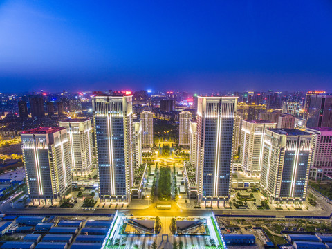 夜幕下的泛海國際SOHO城