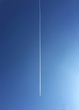 飛機(jī)尾跡