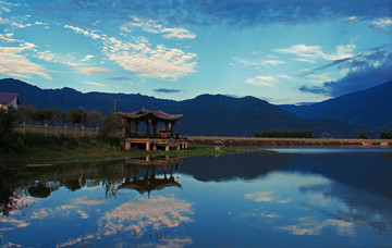 碧水藍(lán)天