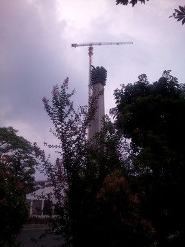 建設(shè)中的建筑物