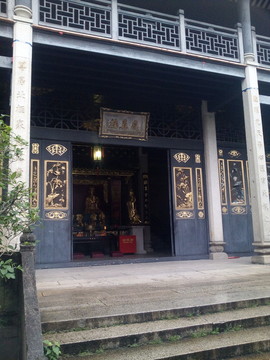 古典大門