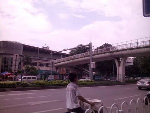 天橋道路