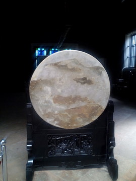 圓形大玉器