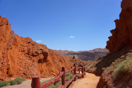 天山大峽谷