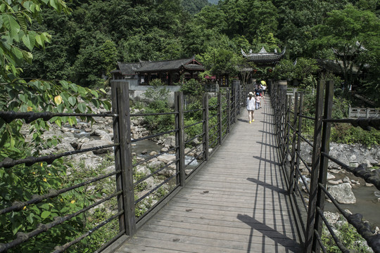 青城后山味江索橋