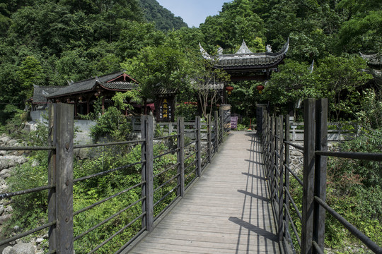 青城后山味江索橋