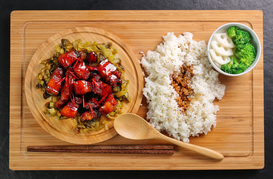 紅燒肉飯