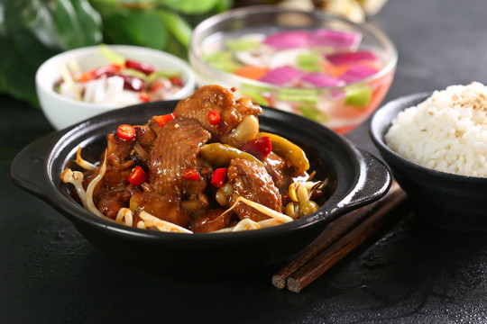 雞肉飯