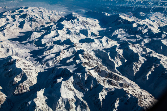 天山山脈積雪