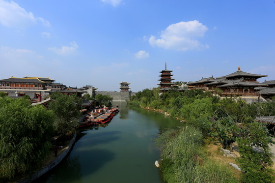 襄陽唐城影視基地