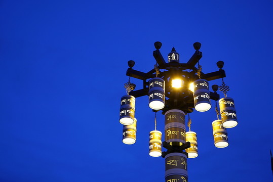 佛光普照