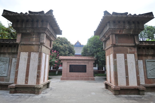 西漢風格建筑