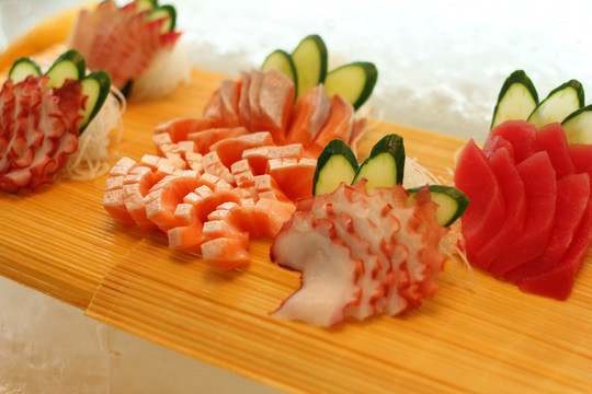 生魚片壽司