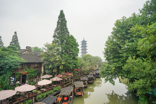 烏鎮(zhèn)烏篷船