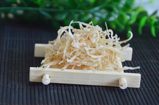 銀魚(yú)圖片